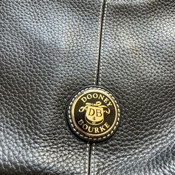 Dooney & Bourke Black Leather Shoulder Bag - Picture 4 of 7